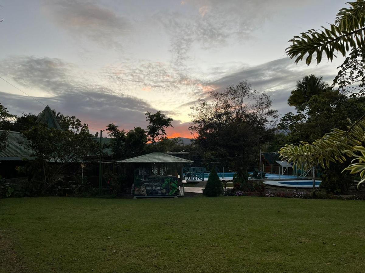 Cabanas El Bosque Turrialba Exterior foto